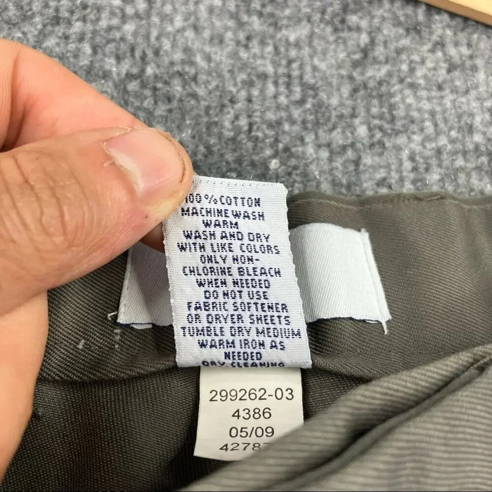 GAP Khaki Slacks like‎ new 34/34 Flat Front Grey Mens